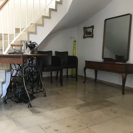 Отель Vintage Am Bundesbank-bunker Клоттен