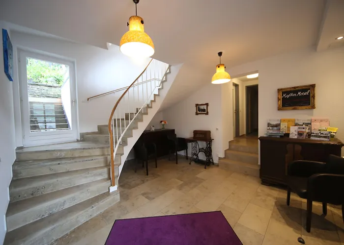 Vintage Am Bundesbank-bunker 3*