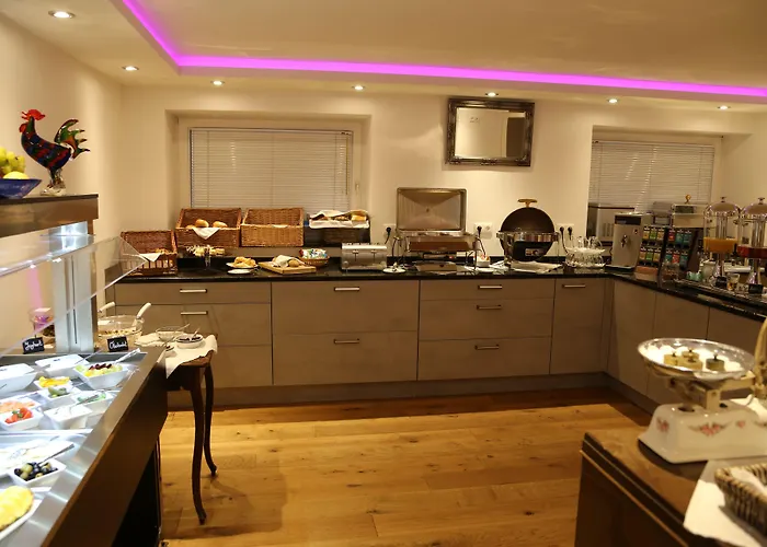 Vintage Am Bundesbank-bunker Hotel 3*