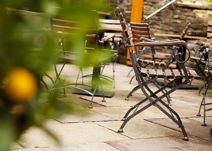 Vintage Am Bundesbank-bunker 3*